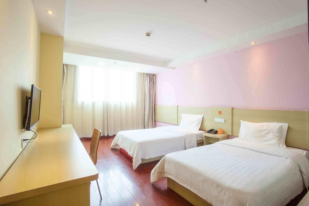 Hotel 7Days Premium Chongqing Hongqihegou Habitación foto